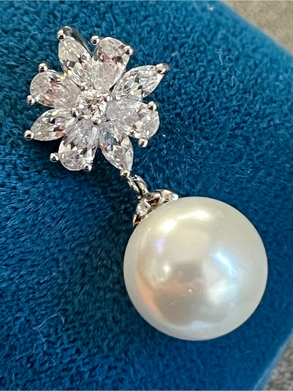 Simulated South Sea Pearl Pendant